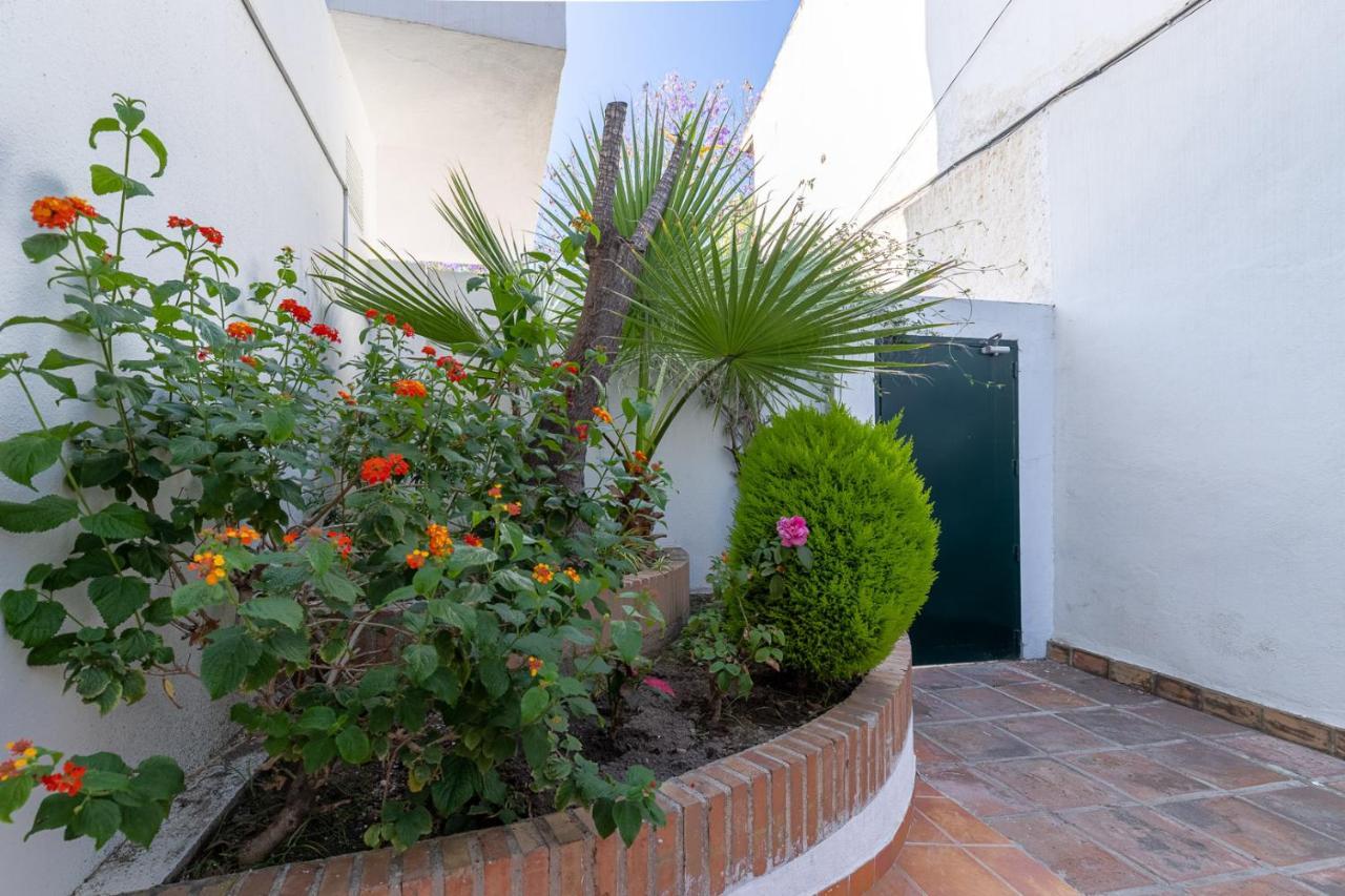 Living4Malaga Beach Apartment Bagian luar foto