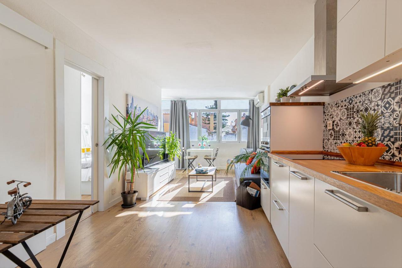 Living4Malaga Beach Apartment Bagian luar foto